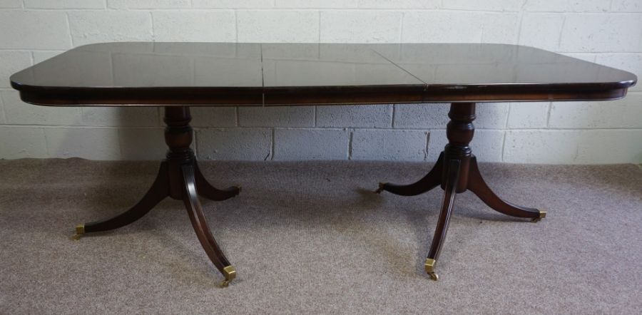 Reproduction Twin Pedestal Dining Table, 79cm high, 213cm long, 100cm wide - Image 7 of 10