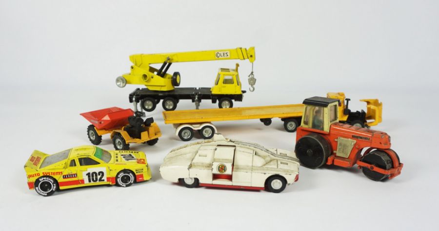 Collection of Dinky Corgi and Matchbox Model Vehicles, To include Coles Hydra Truck, Maximum - Image 2 of 5