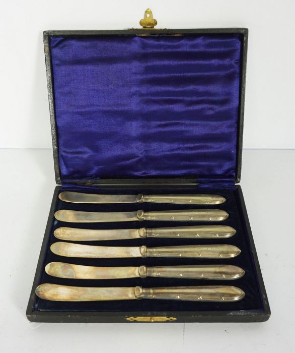 Set of Twelve Late Victorian Silver Plate Fish Knives and Forks, engraved with ferns, ivory handles, - Image 4 of 6