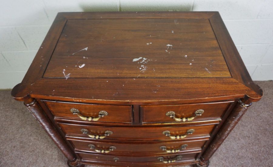 A George IV style reproduction chest of drawers, modern, with two short and three long drawers, with - Image 5 of 5