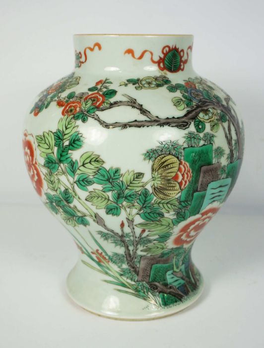 A Chinese porcelain famille verte decorated baluster vase, Qing Dynasty, lacking lid, 30cm high, - Image 5 of 9