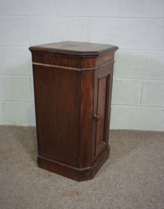 A mahogany bedside cabinet, 19th century, with a single cabinet door, 76cm high, 41cm wide - Image 3 of 4