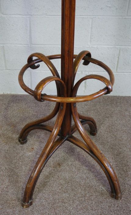 A bentwood coat stand, in the manner of Thonet, with eight scrolled hat hooks, set on a cluster - Image 2 of 3