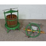 A Salina 20 litre apple press, made in Hungary and imported by Vigo, 60 cm high with Crusher (2)