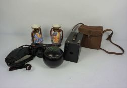 A Kodak box brownie camera, a pair of vases and assorted items (a lot)