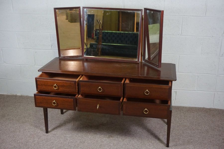 A dressing table, late 20th century, with triple mirror over six drawers, 128cm high, 130cm wide - Image 2 of 5