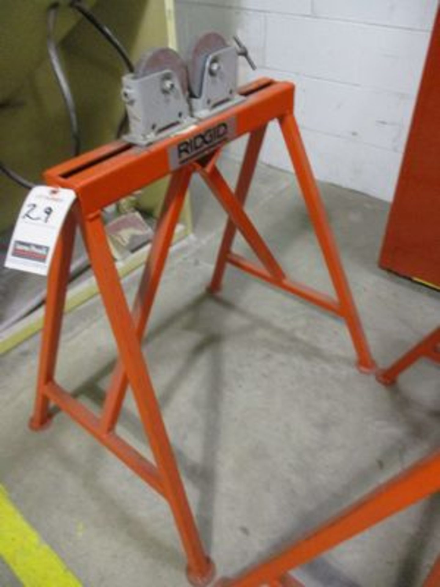 RIDGID ADJ. METAL ROLLER PIPE STAND, 2,500# CAP., M/N AR-99