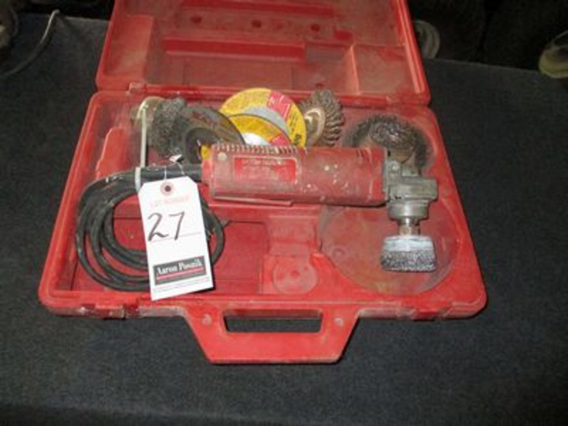 MILWAUKEE 5" ELEC. GRINDER/SANDER W/ CASE & ACCESSORIES