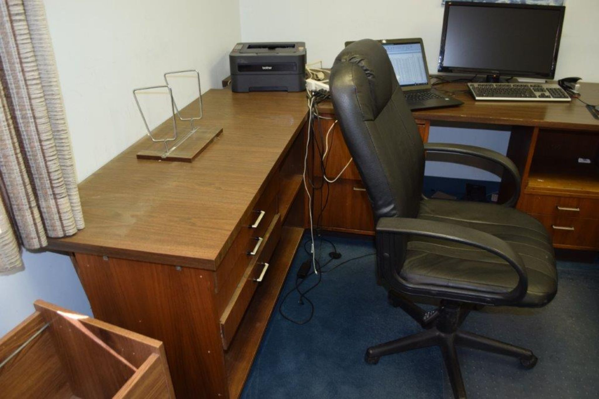 Office Furniture - Image 2 of 5