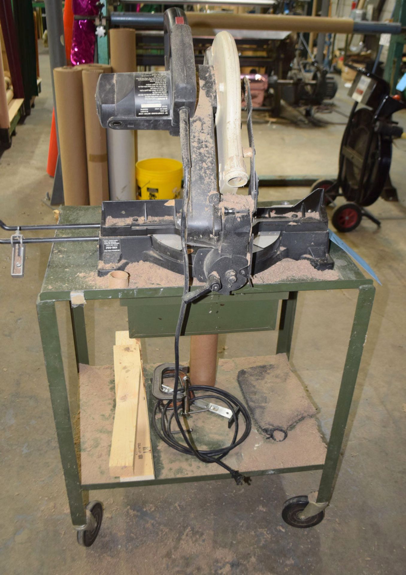 Compound Miter Saw - Image 3 of 4