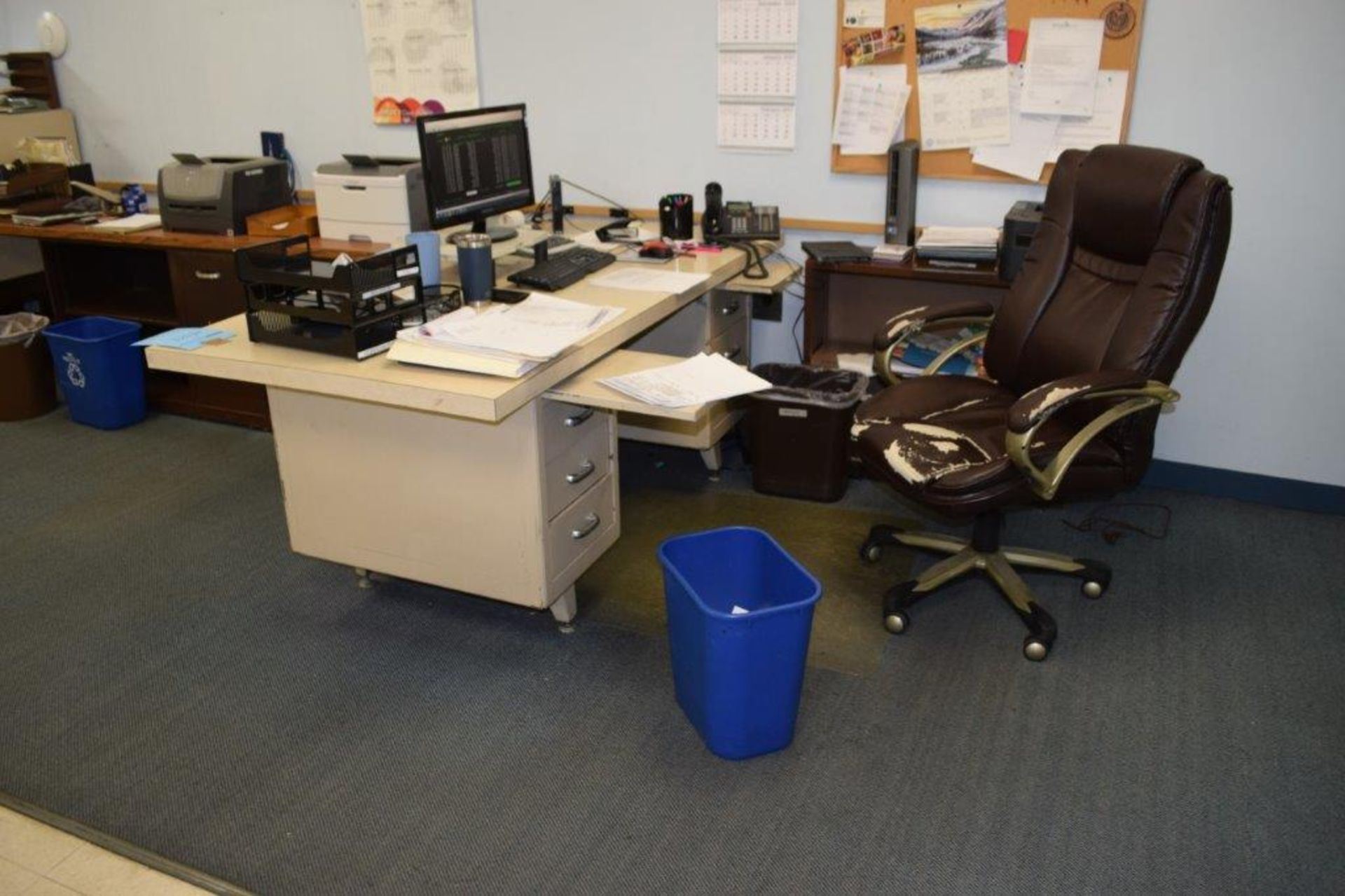 Office Furniture - Image 5 of 6