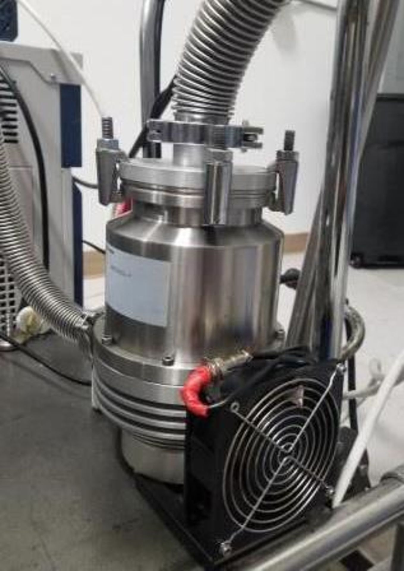 Used- YHChem 7" Wiped Film Solvent Recovery Unit, Model YMD 2S-2. Max Operation Temp: 300 Degrees C - Image 4 of 5
