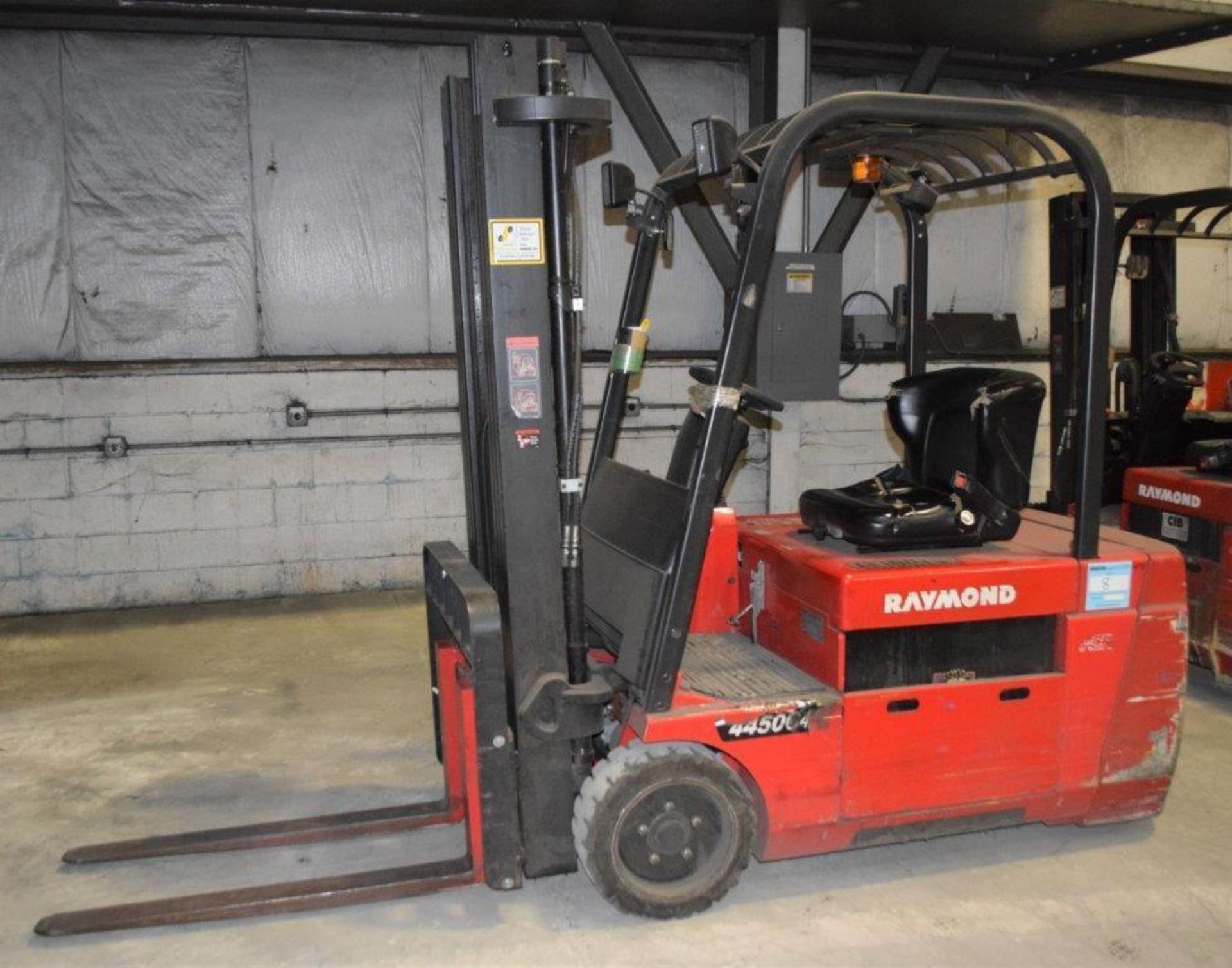 (1) Raymond Sit Down Electric Forklift, Model 445-C40TT, Serial# 445-13-11459. - Image 2 of 9