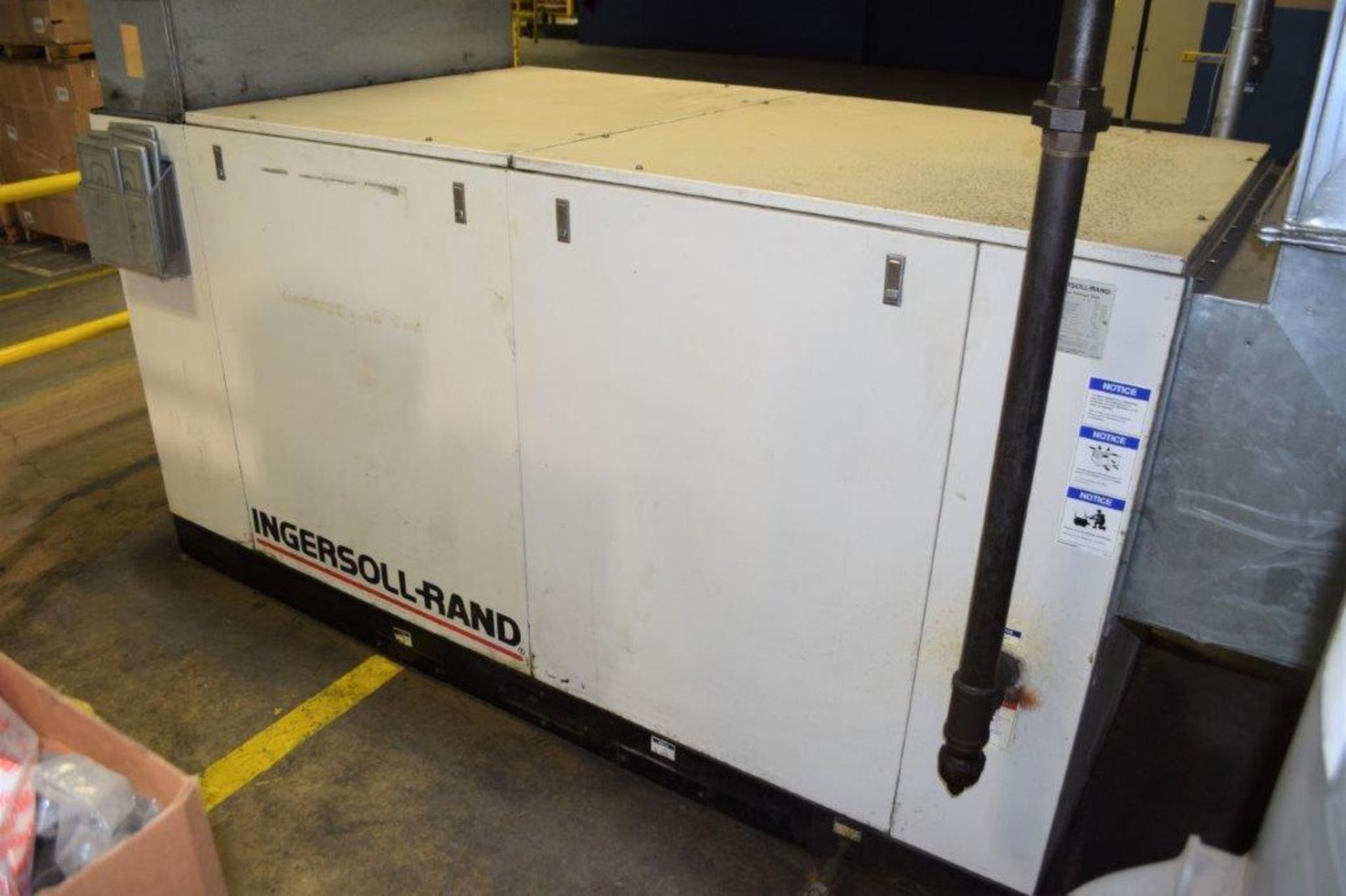 (1) Ingersoll-Rand SSR Rotary Screw Compressor, Model EP100A/C, Serial# F16604U96118, 100HP, 446 CFM - Image 3 of 8