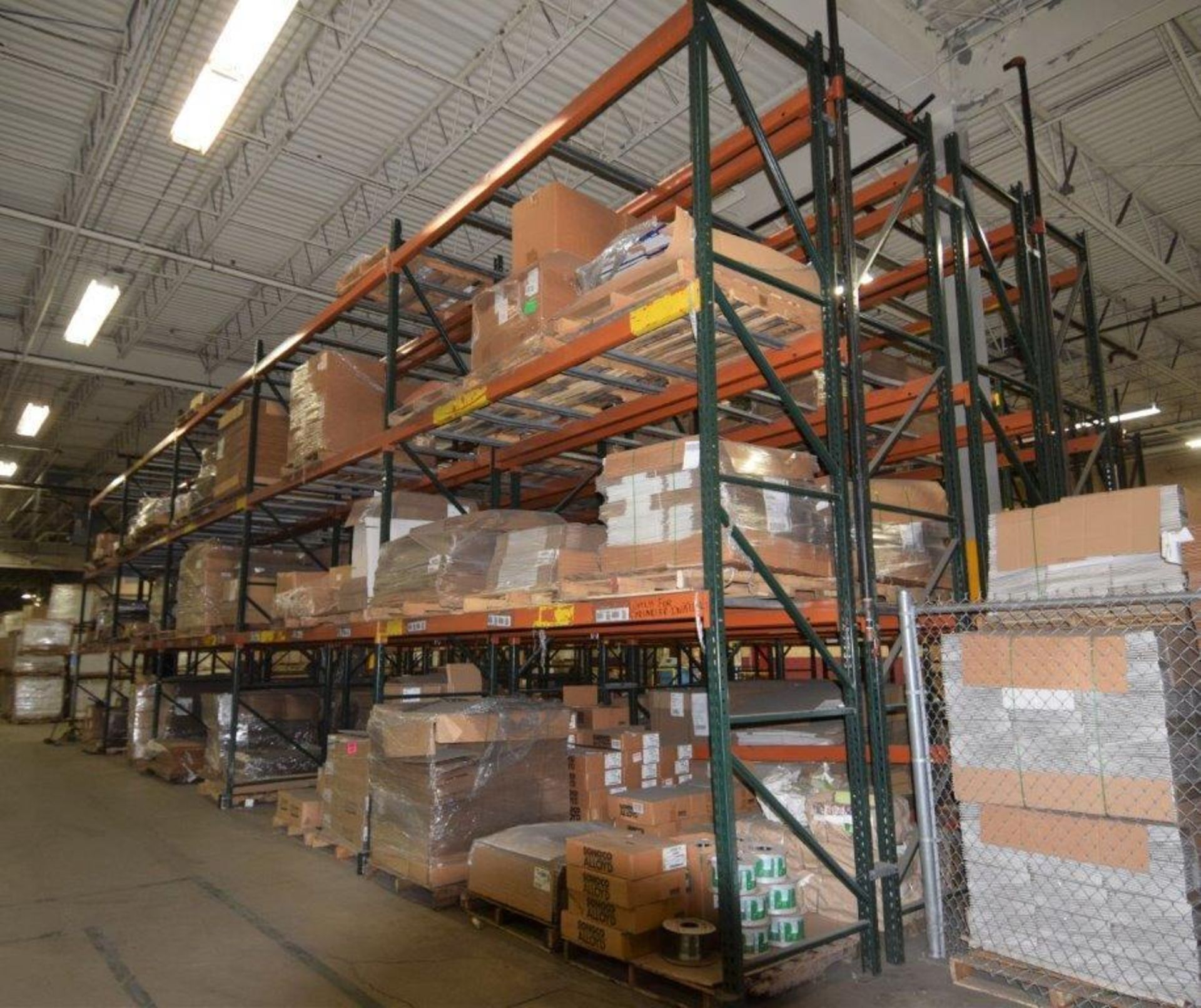 Lot Of 42" Deep Teardrop Pallet Racking Consisting Of: (24) 17' tall uprights, (132) 136" wide cross - Image 5 of 6