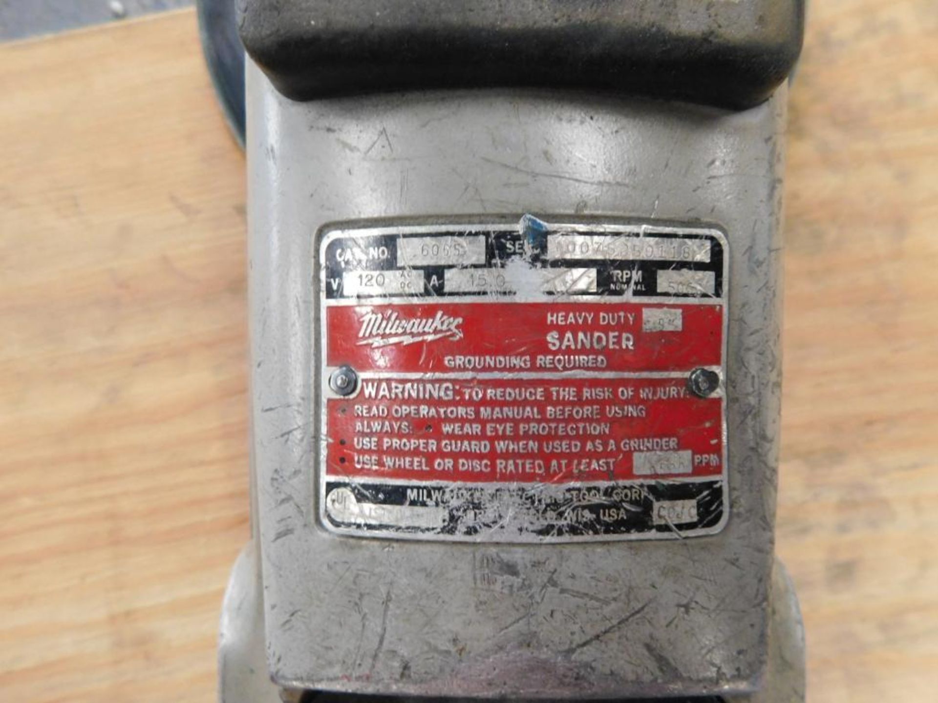 (1) Milwaukee 6065 Sander, Serial# 0075259118. - Image 2 of 2