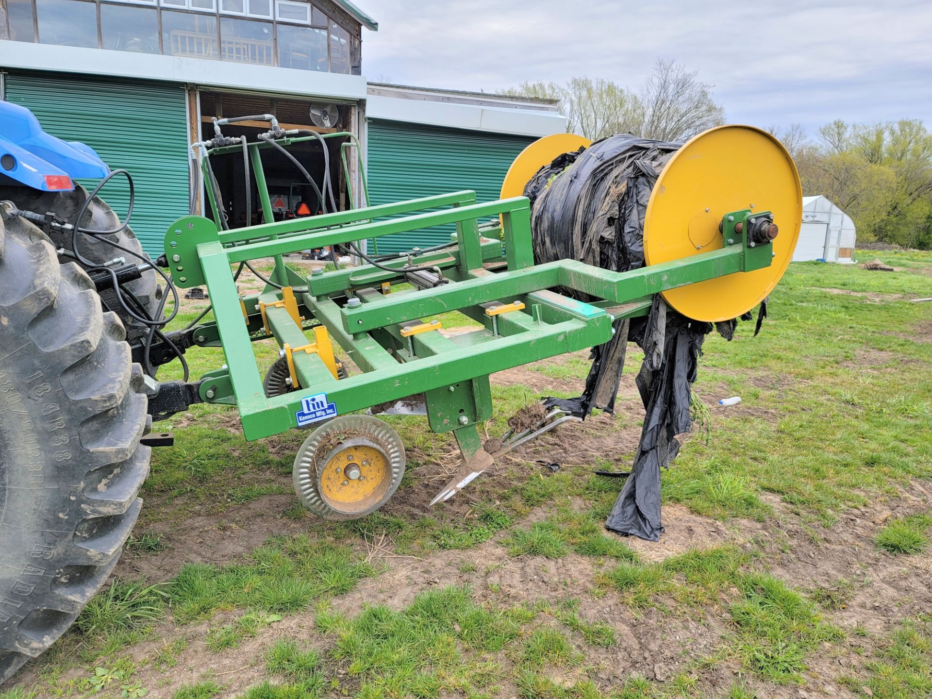 Kennco Plastic Mulch Retriever