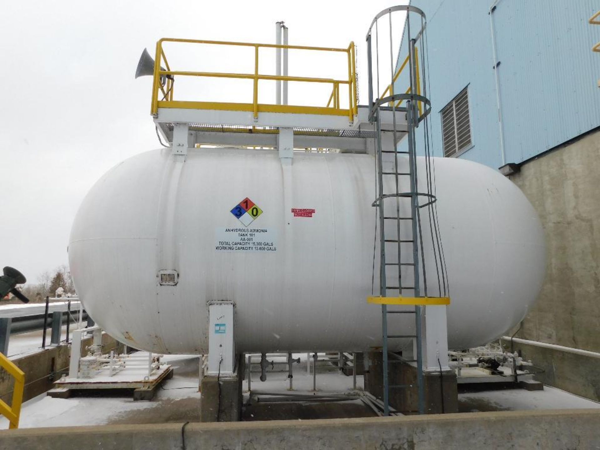 Trinity Industries Horizontal Ammonia Storage Tank, 13,000 Gallon Working Capacity, 15,300 Total. Ca