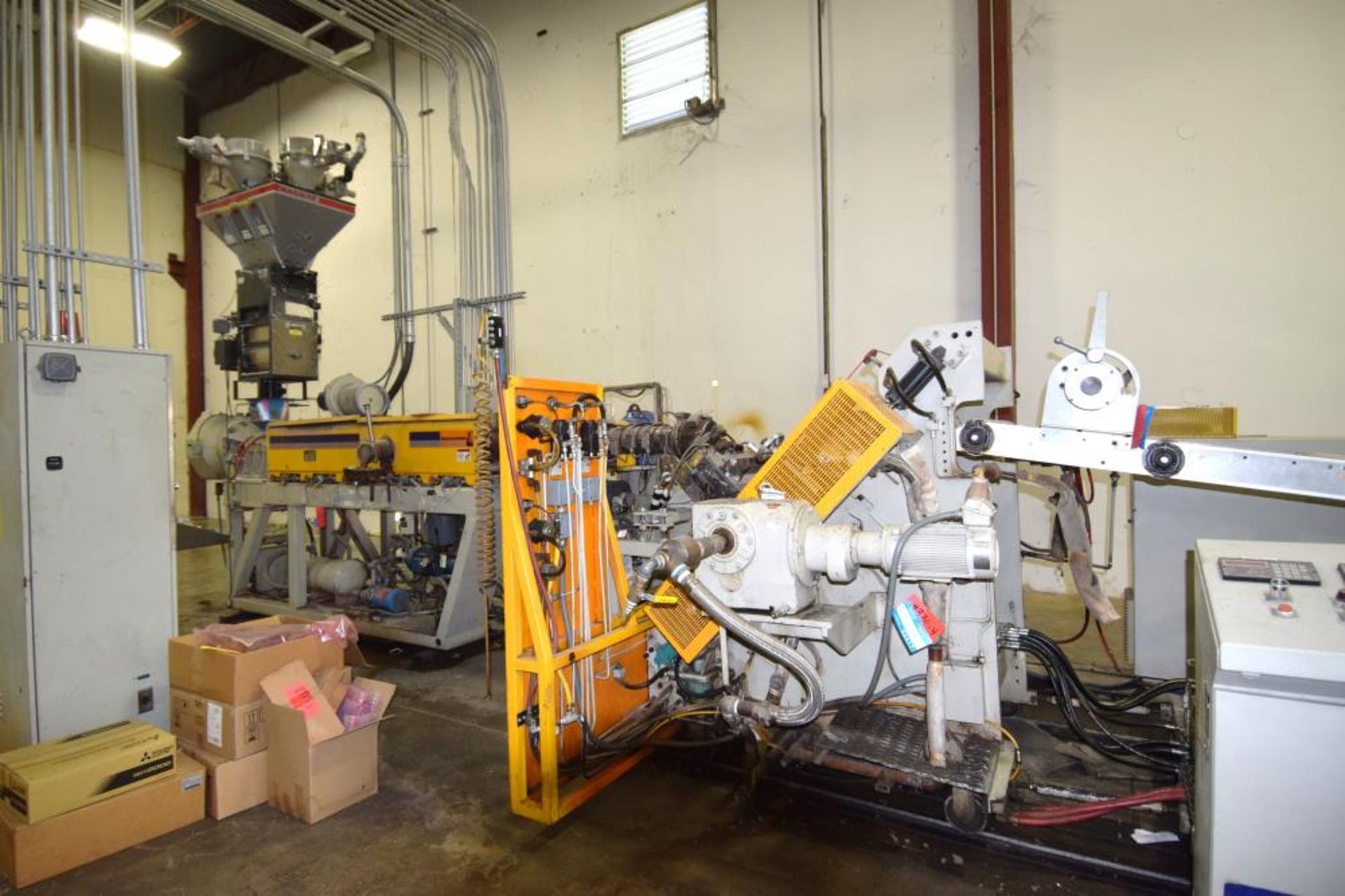 Battenfeld Gloucester 36" Wide Inclined Sheet Extrusion Line - Image 9 of 111