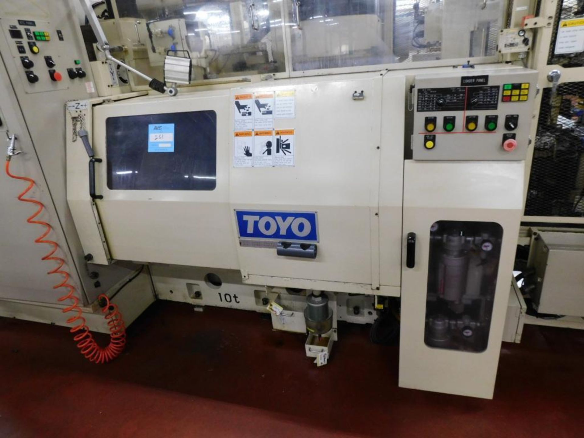 LOT: Toyo Grinder Crankshaft Line *NOTE: NON-FUNCTIONING MACHINE. SOLD AS SCRAP* - Image 19 of 32