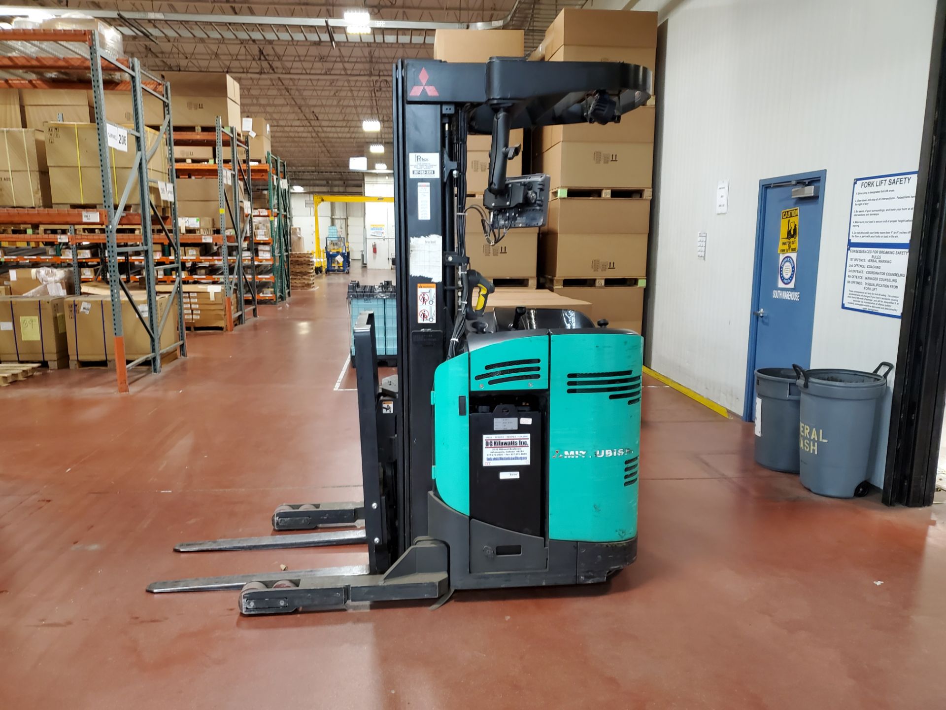 Mitsubishi 3,000-LB Electric Lift Truck Model ES15N