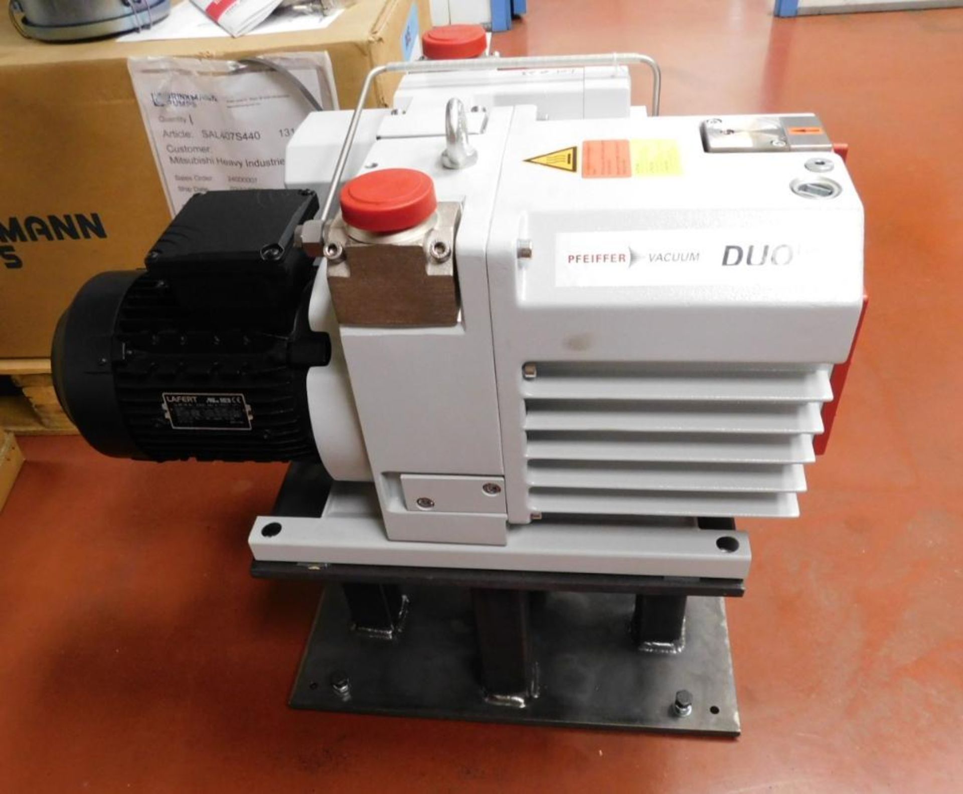 Unused Pfeiffer DuoLine Vacuum Pump - Image 3 of 7