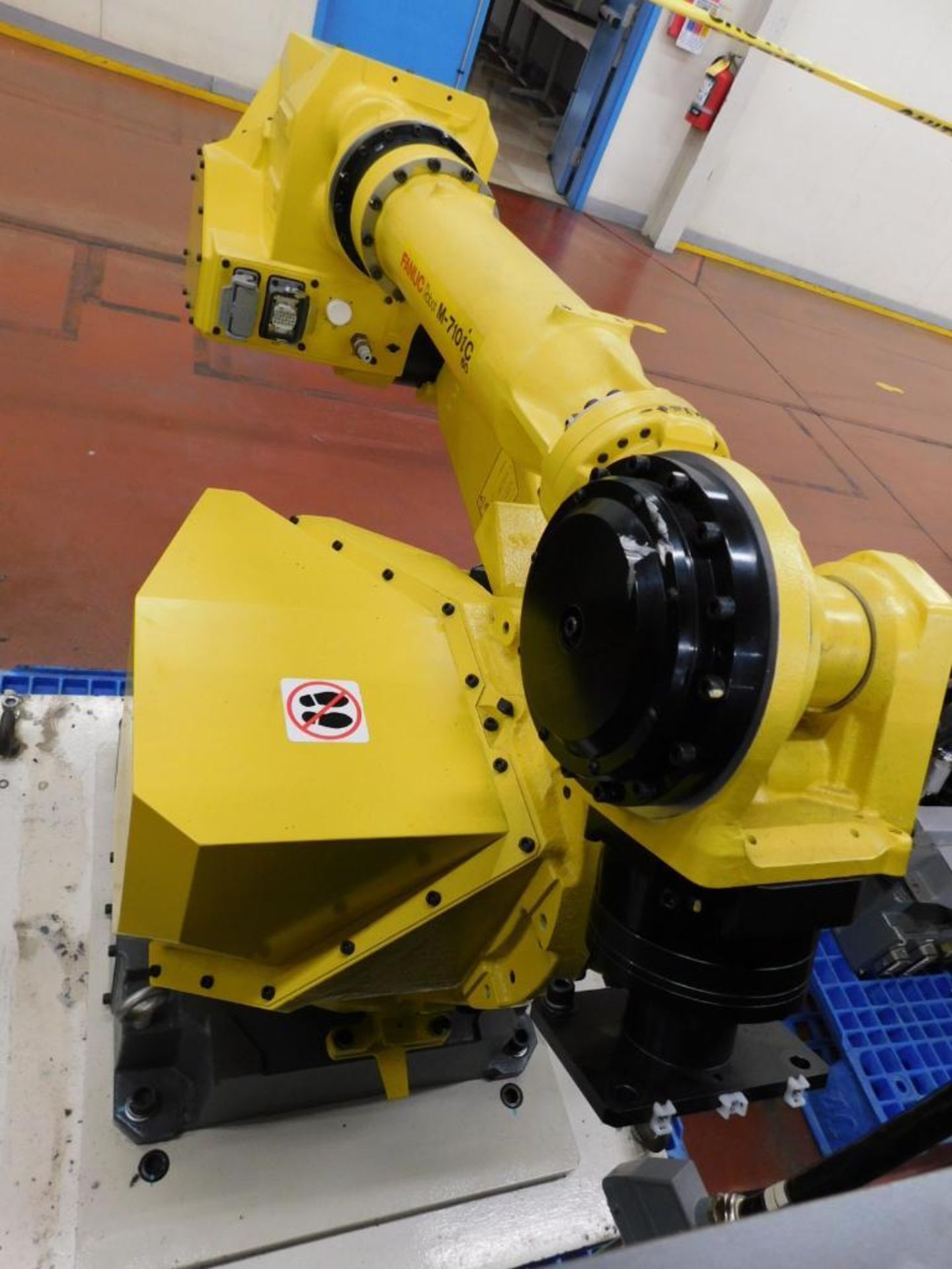 Fanuc M-710ic50 Robot - Image 6 of 6