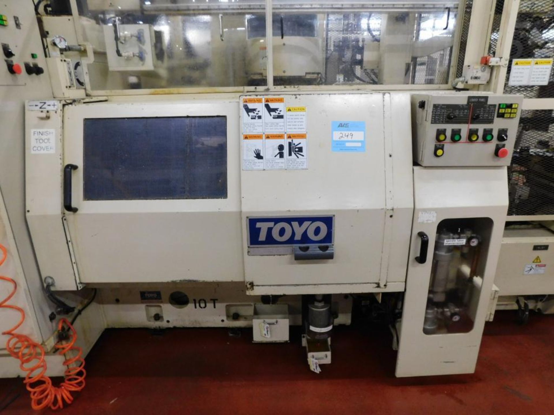 LOT: Toyo Grinder Crankshaft Line *NOTE: NON-FUNCTIONING MACHINE. SOLD AS SCRAP* - Image 10 of 31