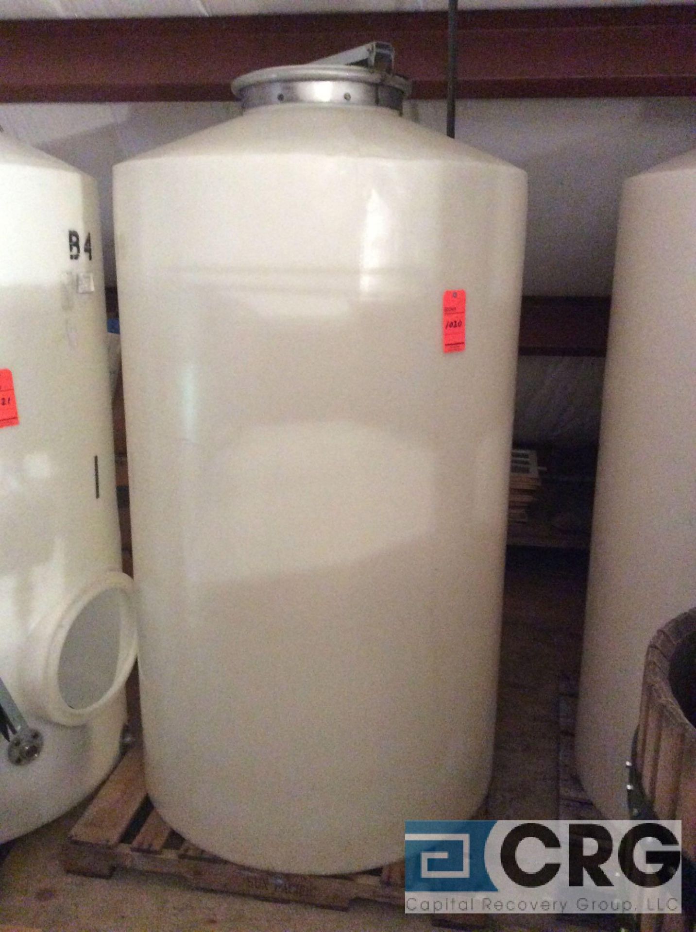 2000 liter (500 gallon) Pasco Poly High Density Polypropylene Tank