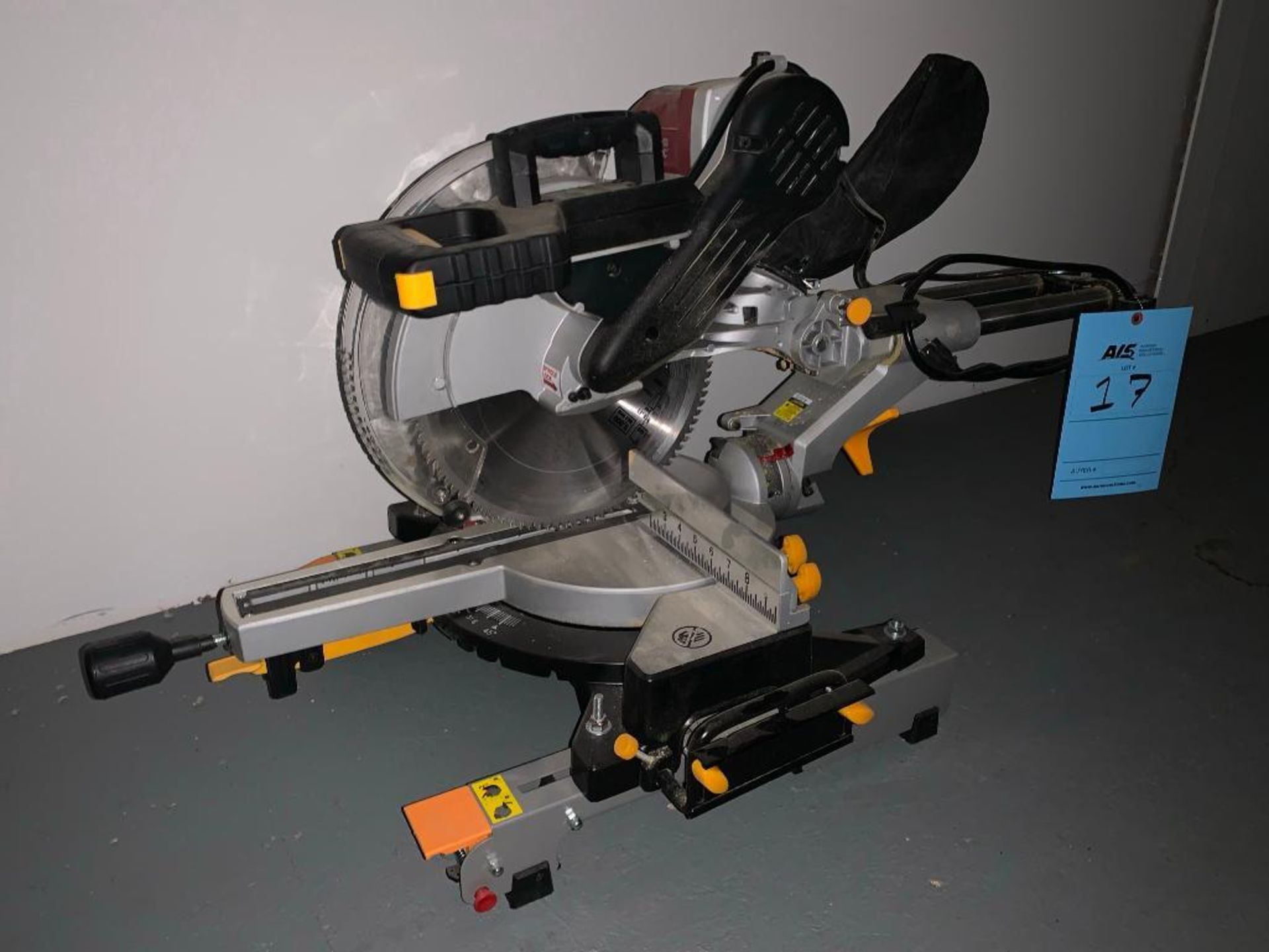 Chicago Electric 12" Double-Bevel Sliding Compound Miter Saw - Image 3 of 6