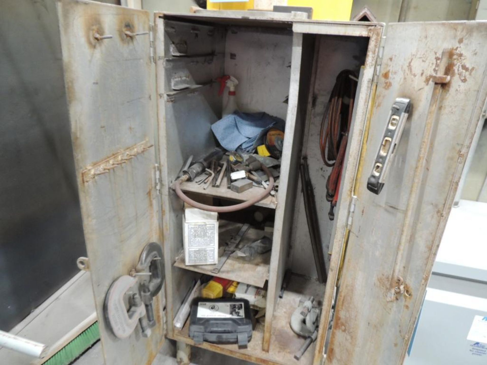 STEEL CABINET 22'' X 24'' X 55'', MISC. CLAMPS, FLANGE WIZARD, JET NEEDLE SCALER, (Building T3)