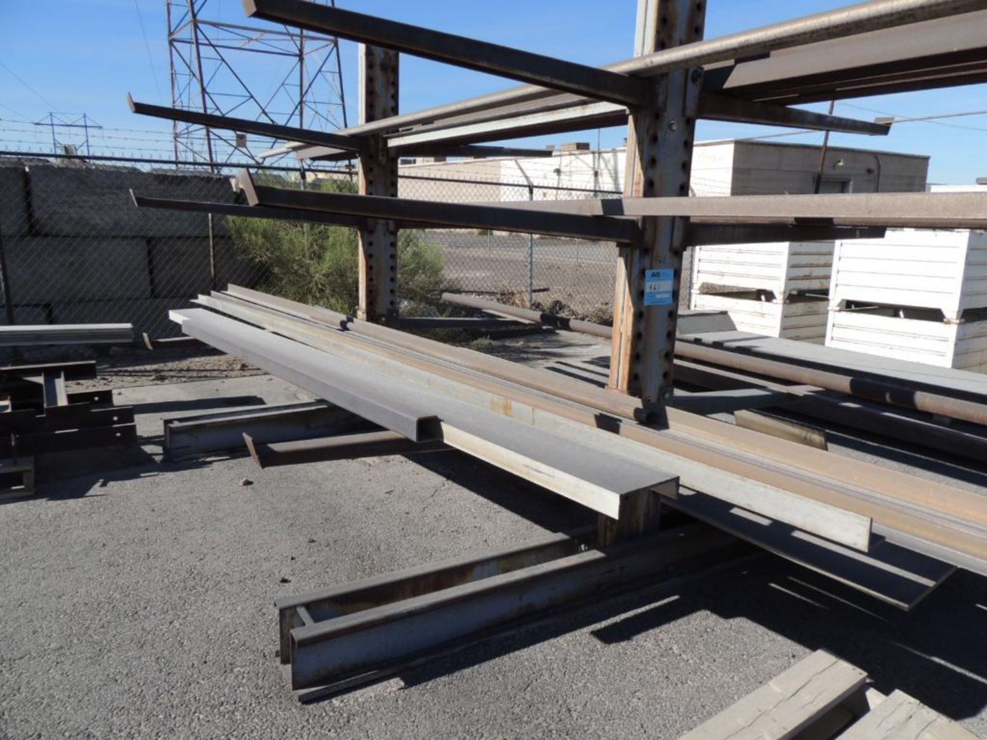 Cantilever Rack, Double Sided, Dual Leg, 9' Spacing, 4' Arms, Rack Only (DELAYED REMOVAL) (Yard)