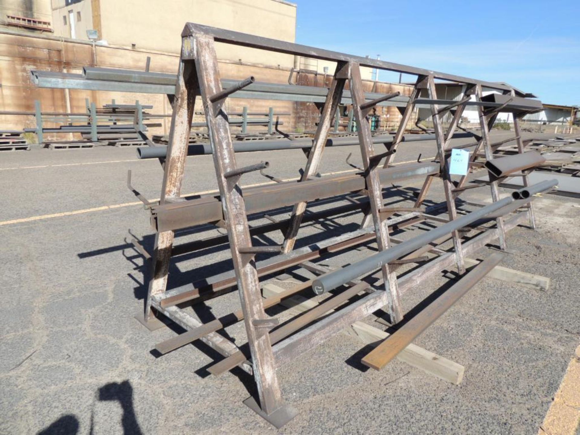 A-Frame 16' Material Rack, 4' Spacing, 1' Arms, Includes Varuois Materials (Yard) - Image 2 of 2