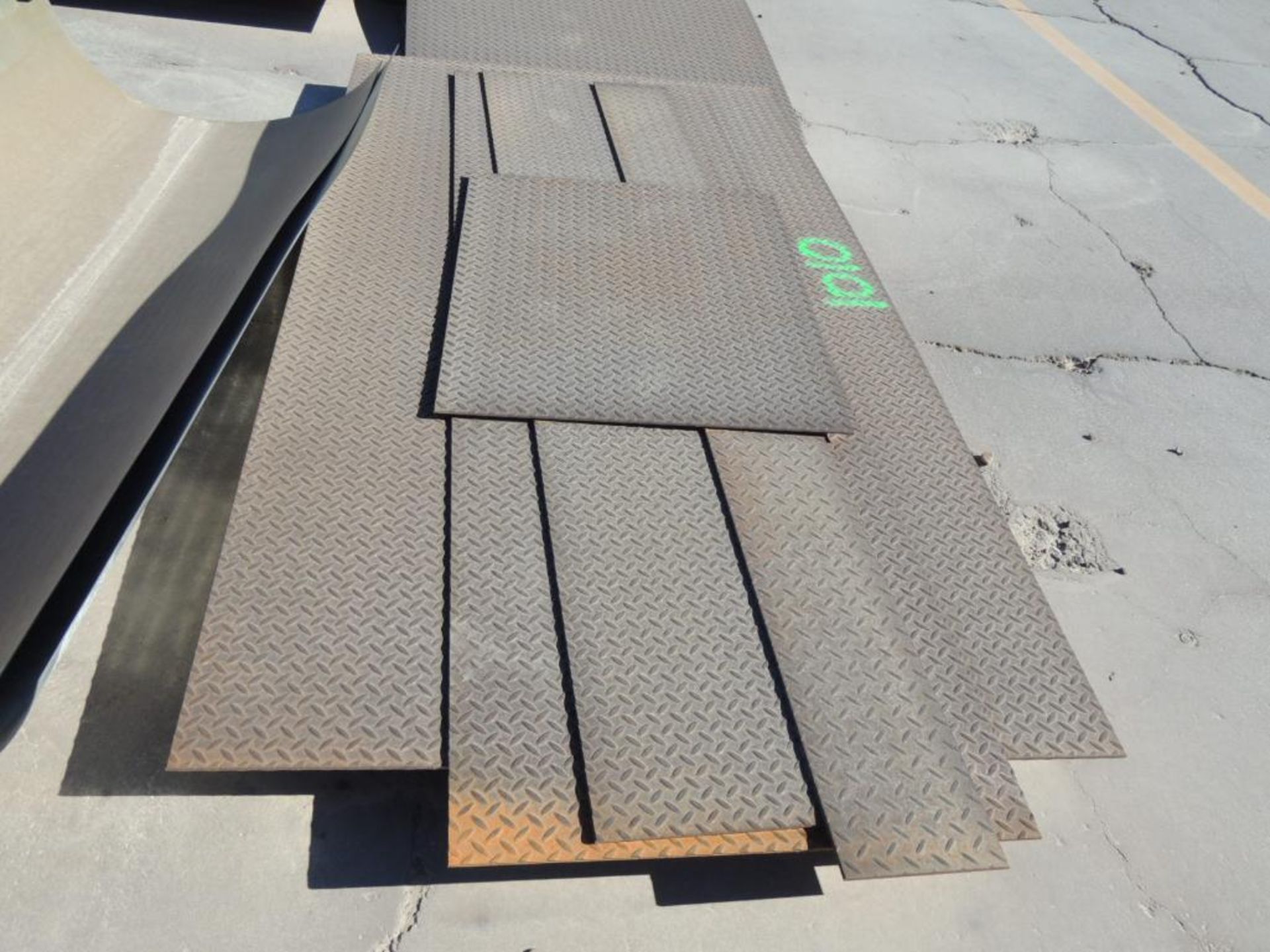 Assorted Metal Diamond Plates in Various Sizes (Yard) - Image 6 of 6