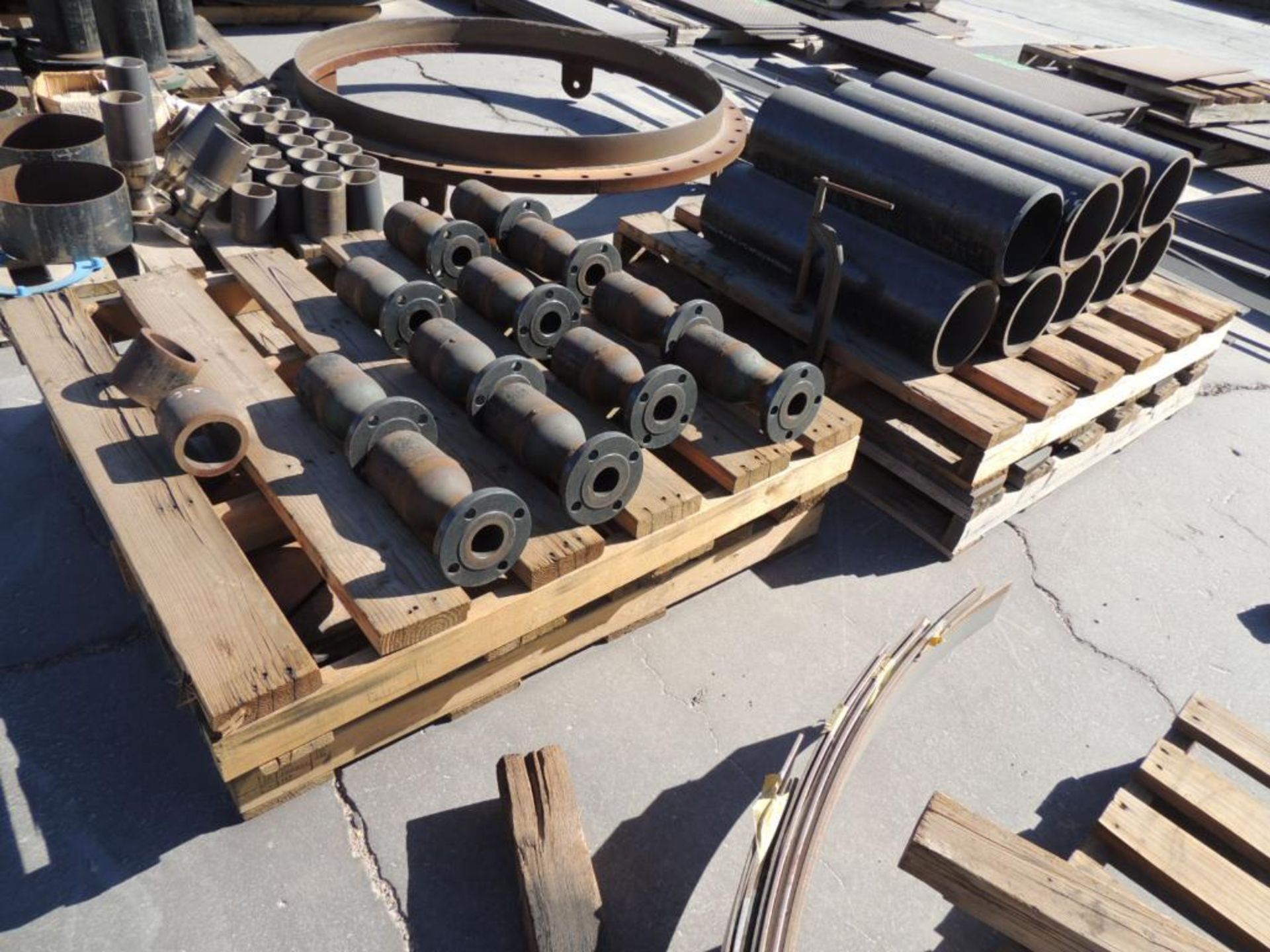 Assorted Metal Plate, Pre-Cut Material, Flanges, Pipe in Various Sizes (Yard) - Image 8 of 15