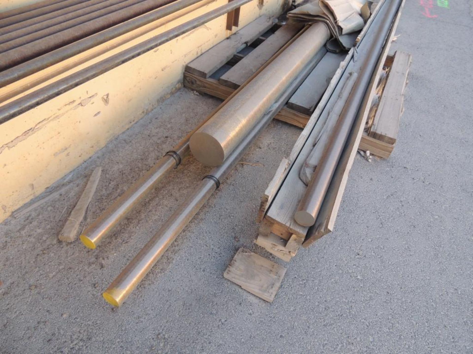 Assorted Metal & Aluminum Angle, Round Stock, I Beam, Channel and Bar Stock in Various Sizes (Yard) - Image 3 of 5