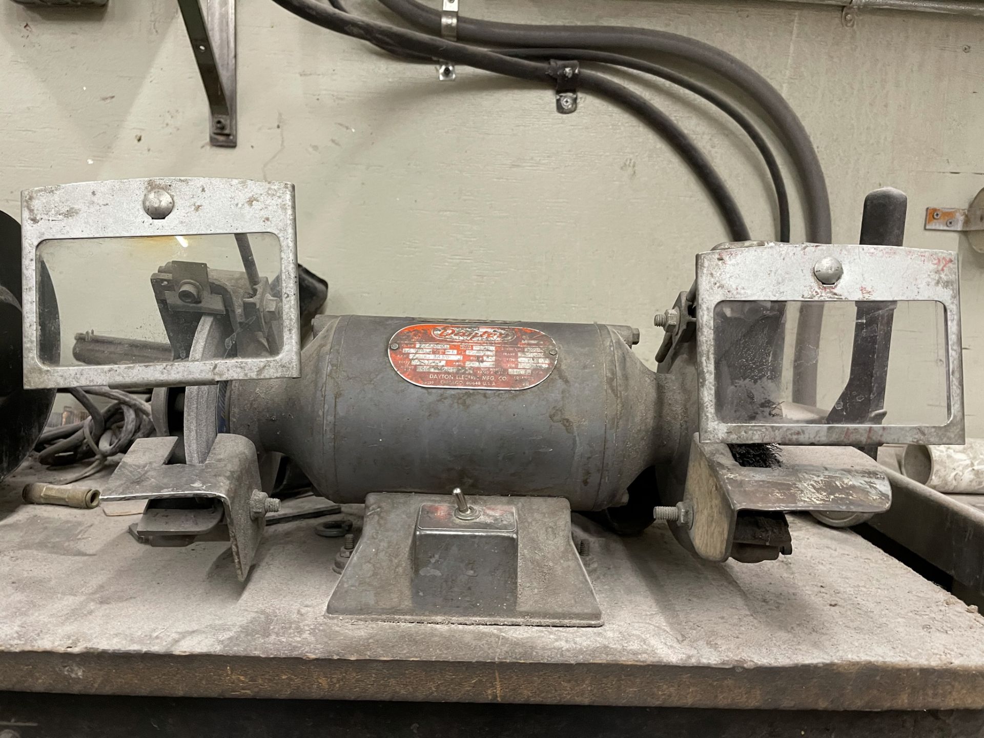 Dayton 1/4HP Double End Grinder