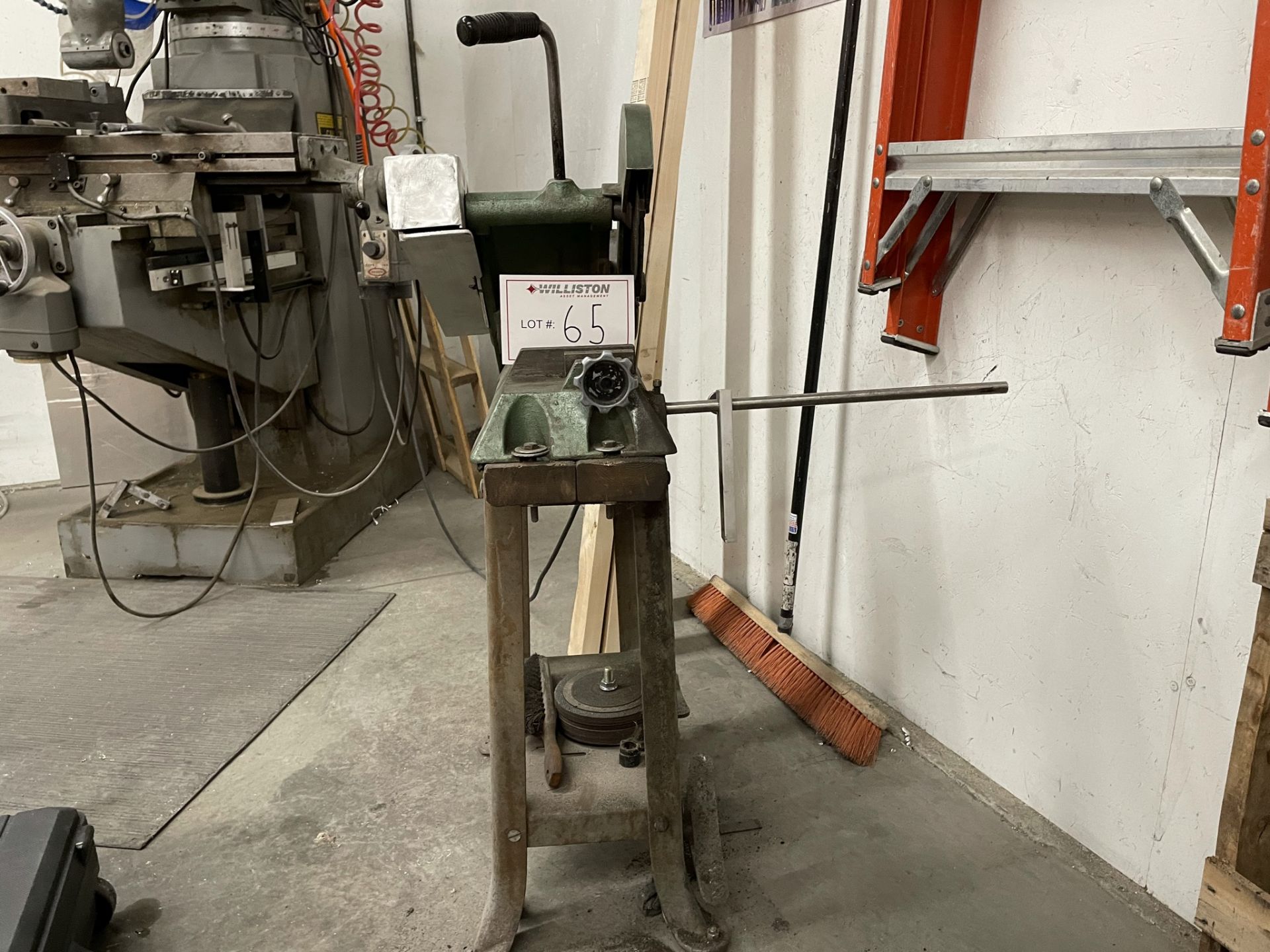 Kalamazoo Indus. Chop Saw w/Stand - 6” Dia. Wheel / 1HP - Bild 3 aus 5