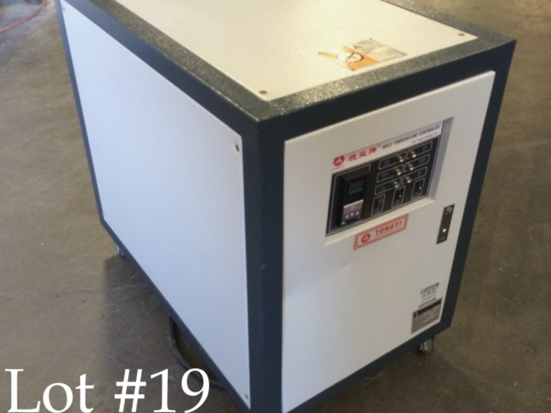 2 HP Tongyi 18 kW Temperature Control Unit