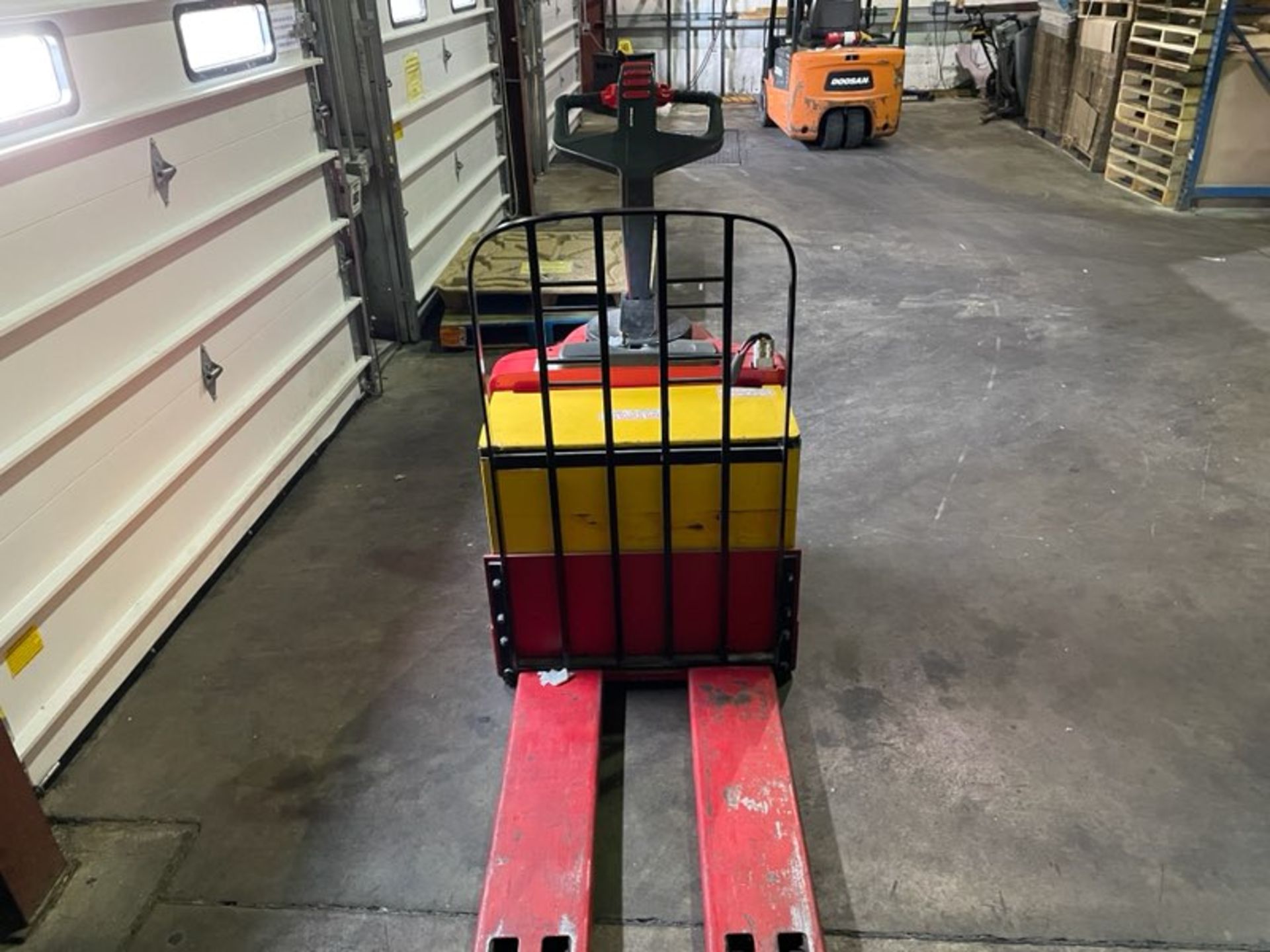 Electric Pallet Jack - Image 3 of 5