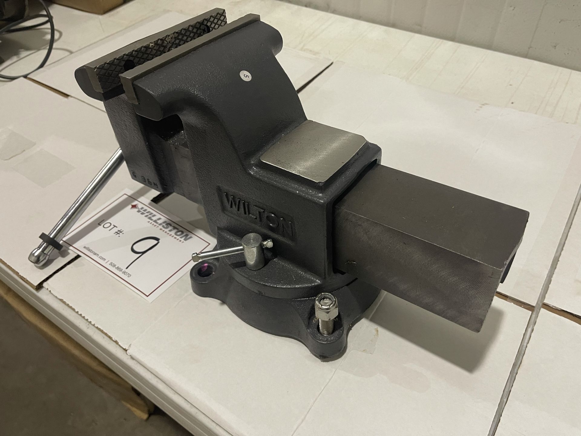 WILTON BENCH VISE - Image 3 of 4