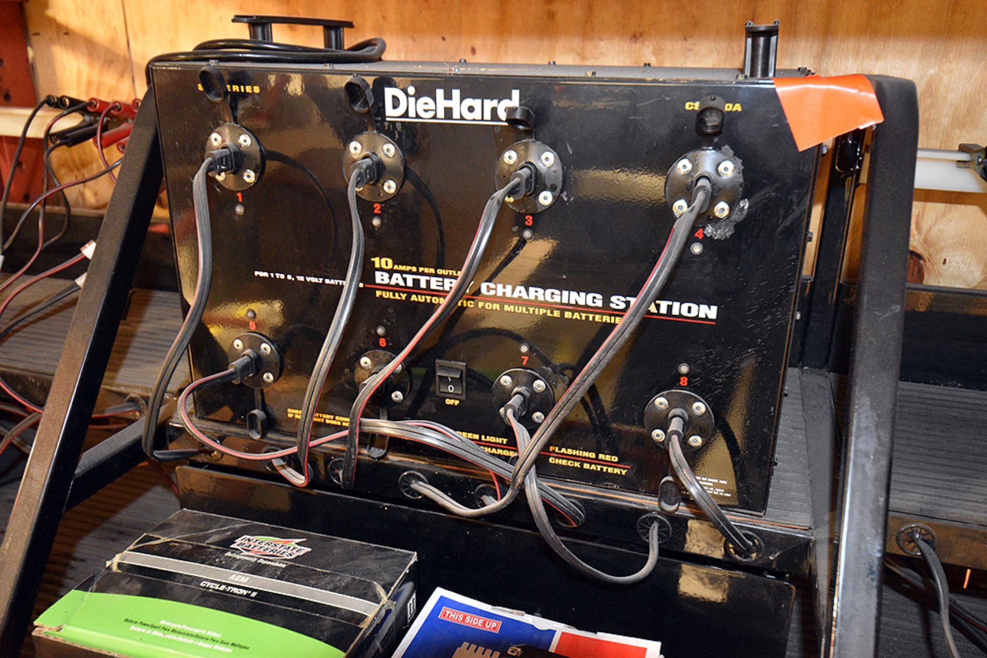 DieHard Fully Automatic Battery Charging Station - Image 3 of 3