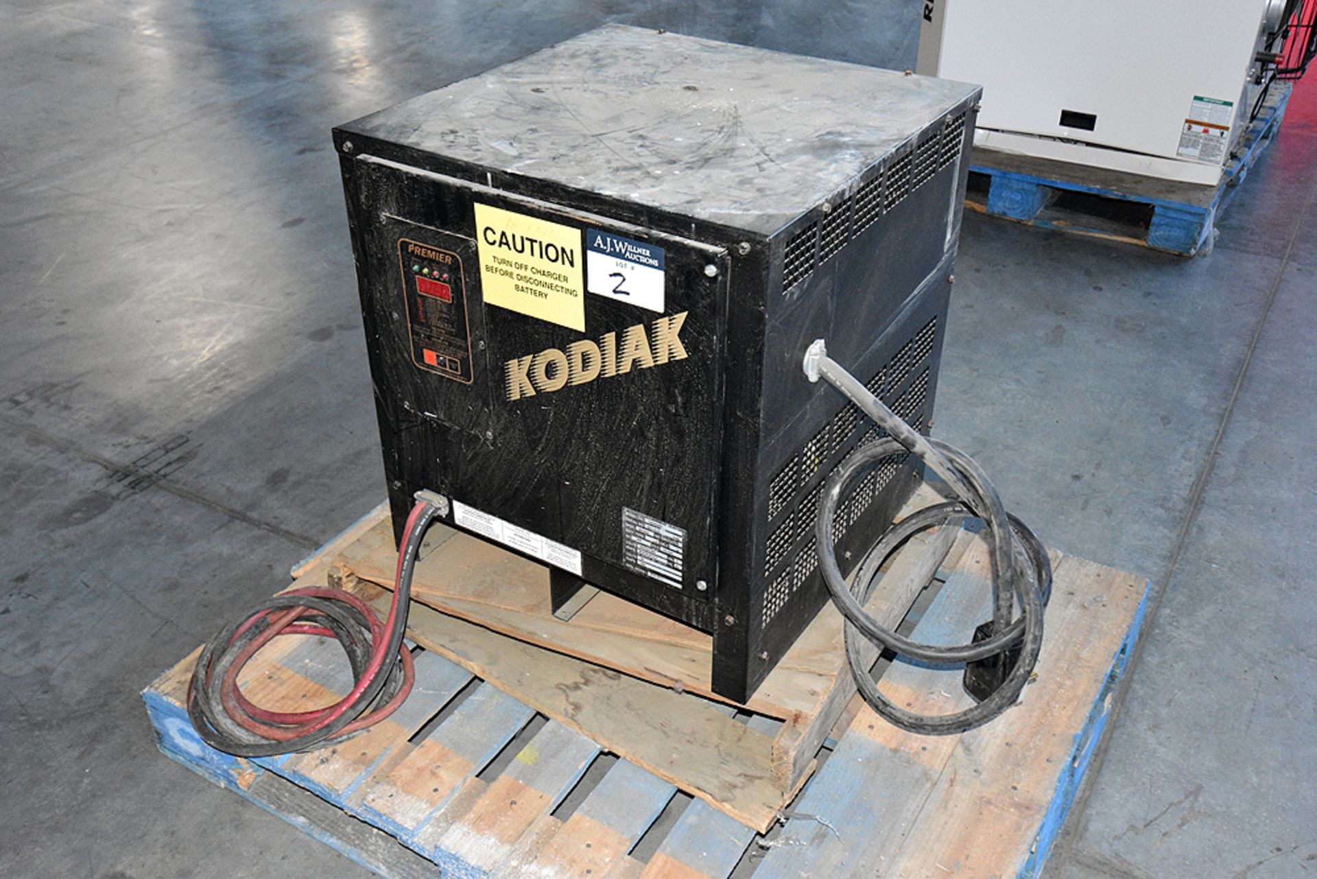 Kodiak Model 18K965B3 36V Forklift Battery Charger