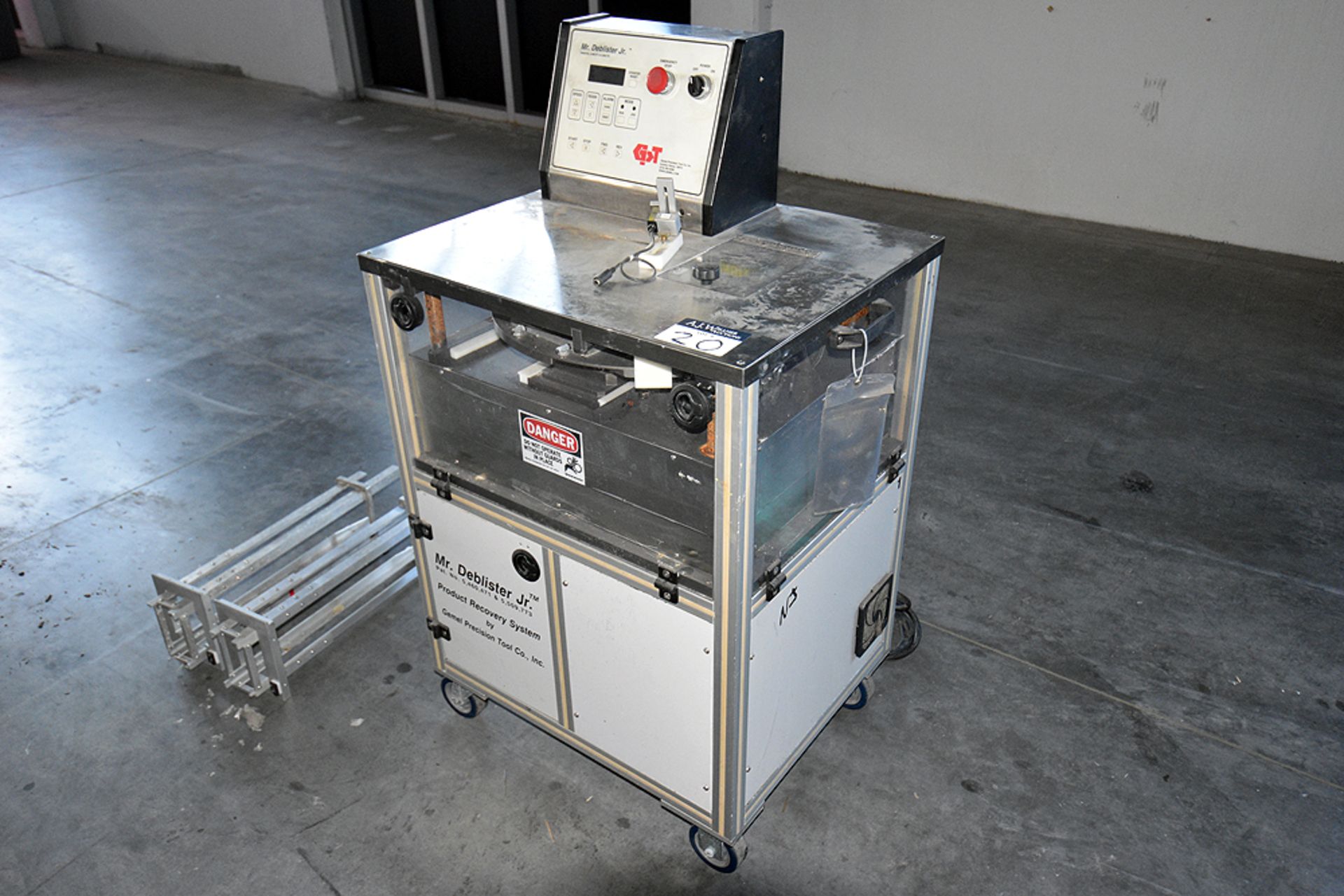 Gemel Precision "Mr. Deblister Jr." Product Recovery System