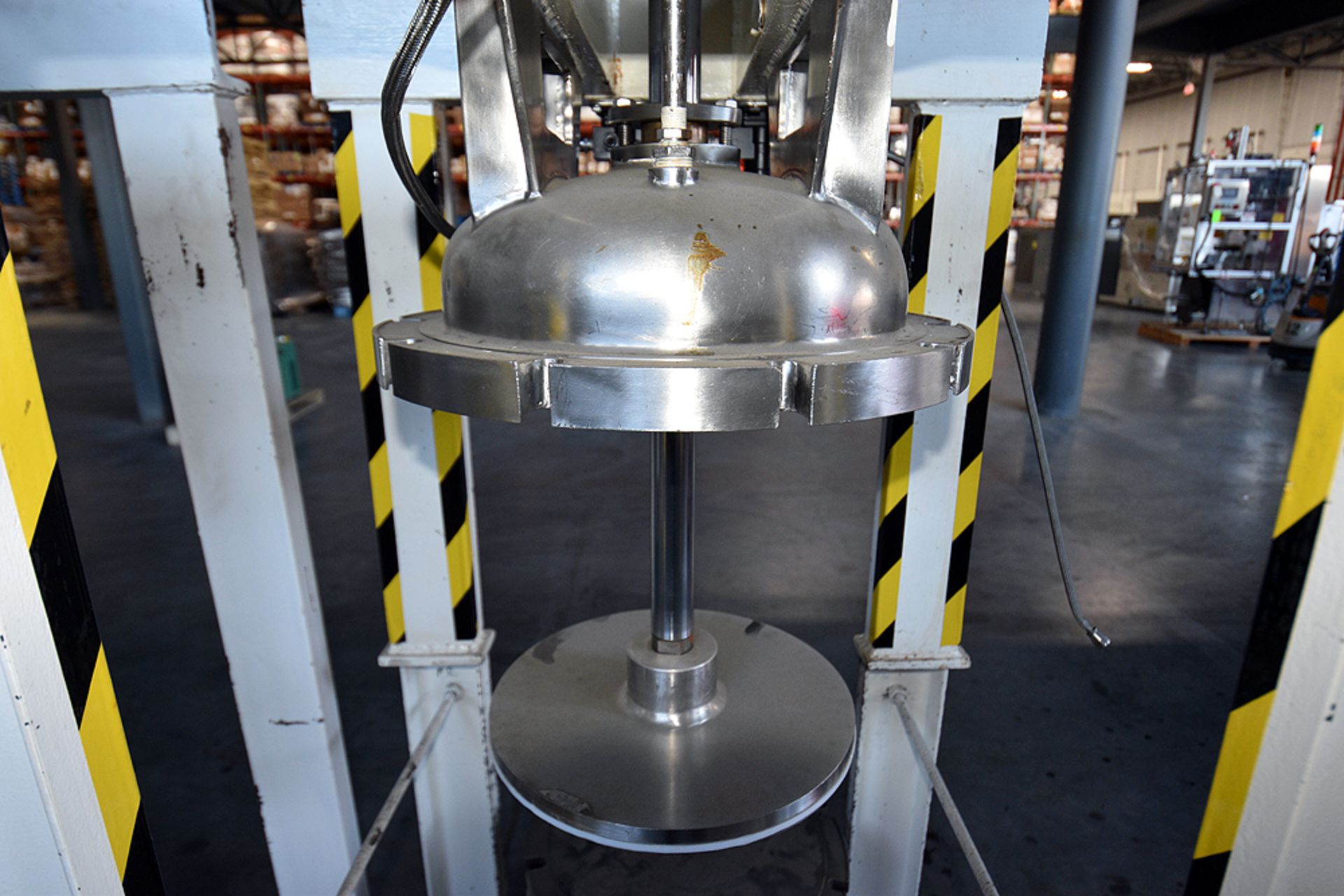 Group of (2) Nordson 5 Liter, Stainless Steel Pressure Pots Mounted on Custom Stand - Image 6 of 13