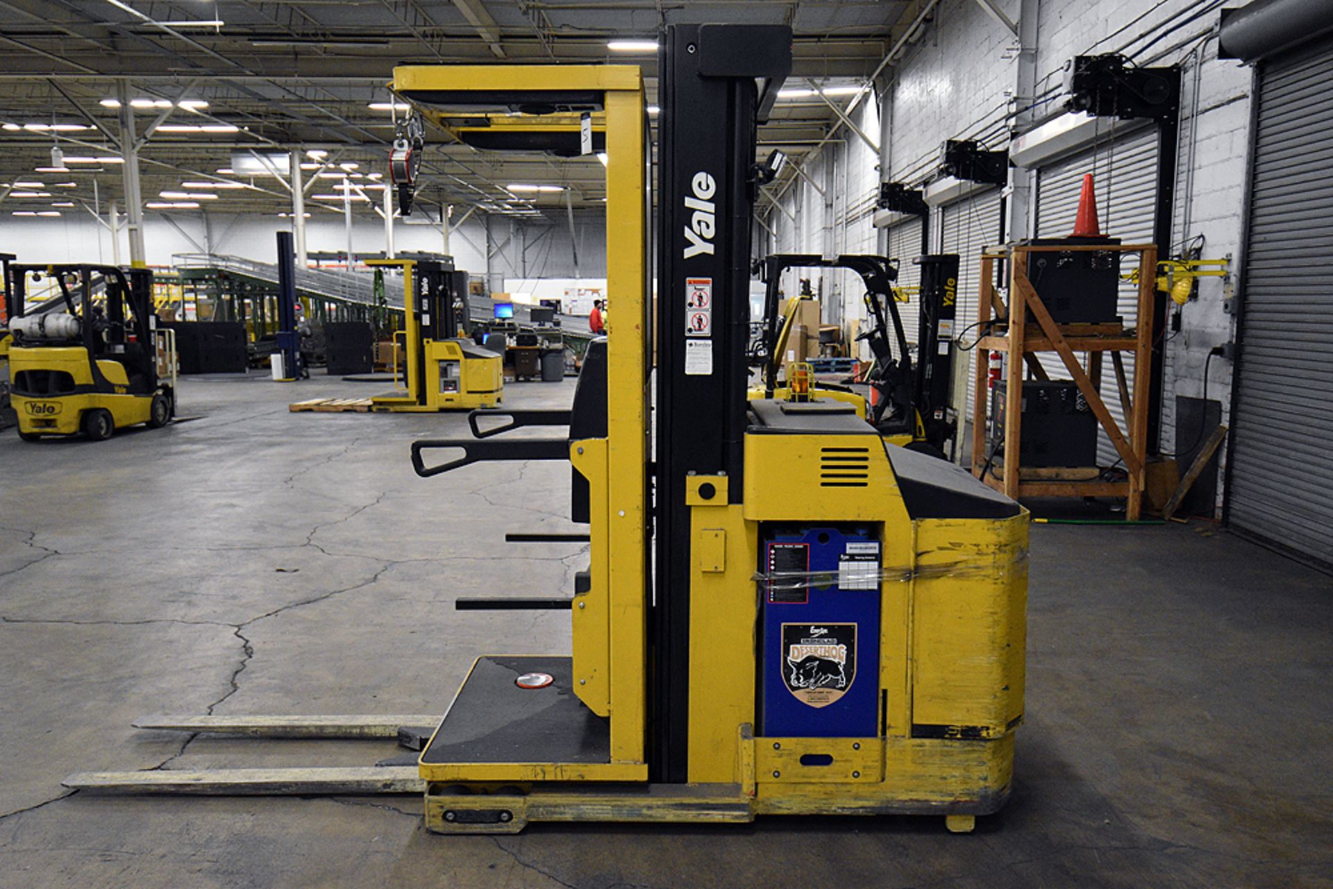 Yale 3,000 lbs. Capacity, Order Picker w/ 213" Lift Height - Image 6 of 10