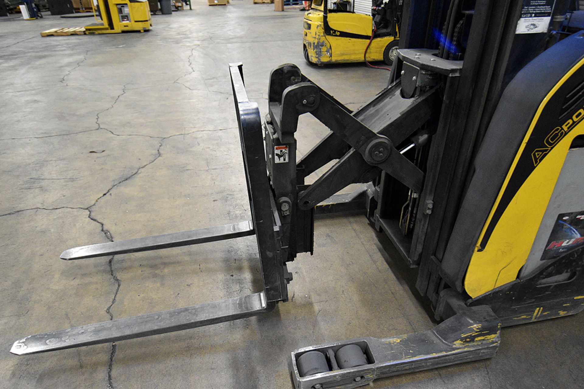 Yale 3,500 lbs. Capacity, Upright Reach Forklift w/ 203" Lift Height - Image 7 of 11