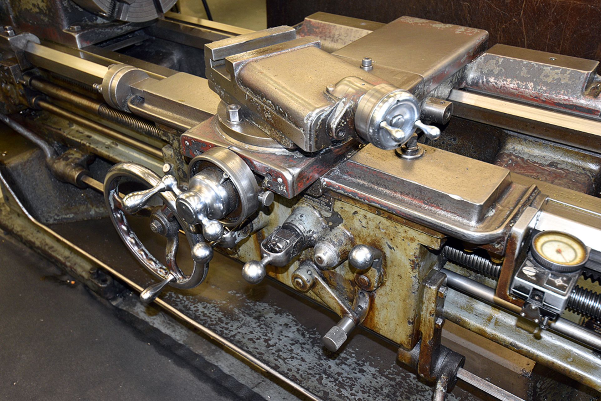 Monarch Model 18"BB Lathe, (48" DBC and 20.5" Swing) w/Union No. 564 D-1-6 4-Jaw Chuck (15"x 4 3/8") - Image 8 of 12