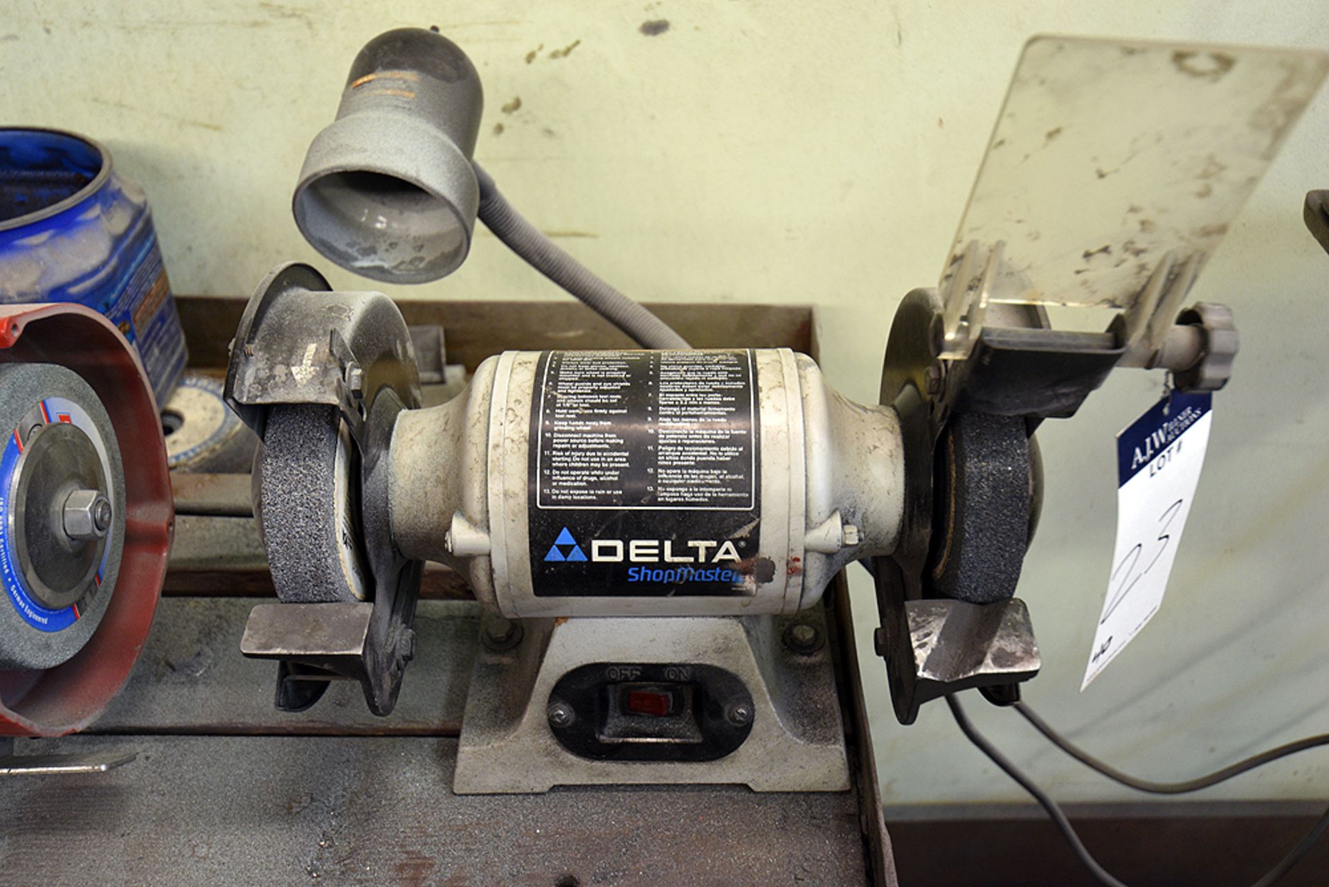 Delta Shopmaster Model GR150, Dual End 6" Bench Grinder Serial Number: 037254W2053 1/4hp