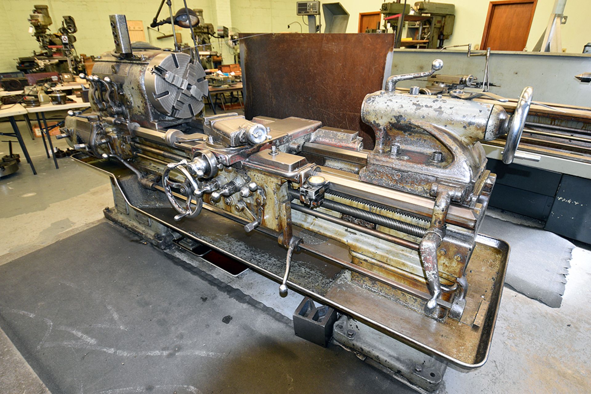 Monarch Model 18"BB Lathe, (48" DBC and 20.5" Swing) w/Union No. 564 D-1-6 4-Jaw Chuck (15"x 4 3/8") - Image 3 of 12